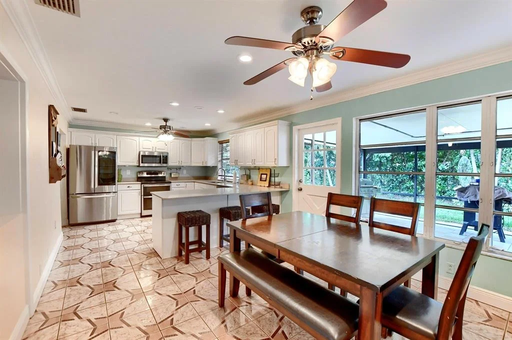 Photo of 110 W Rubber Tree Drive