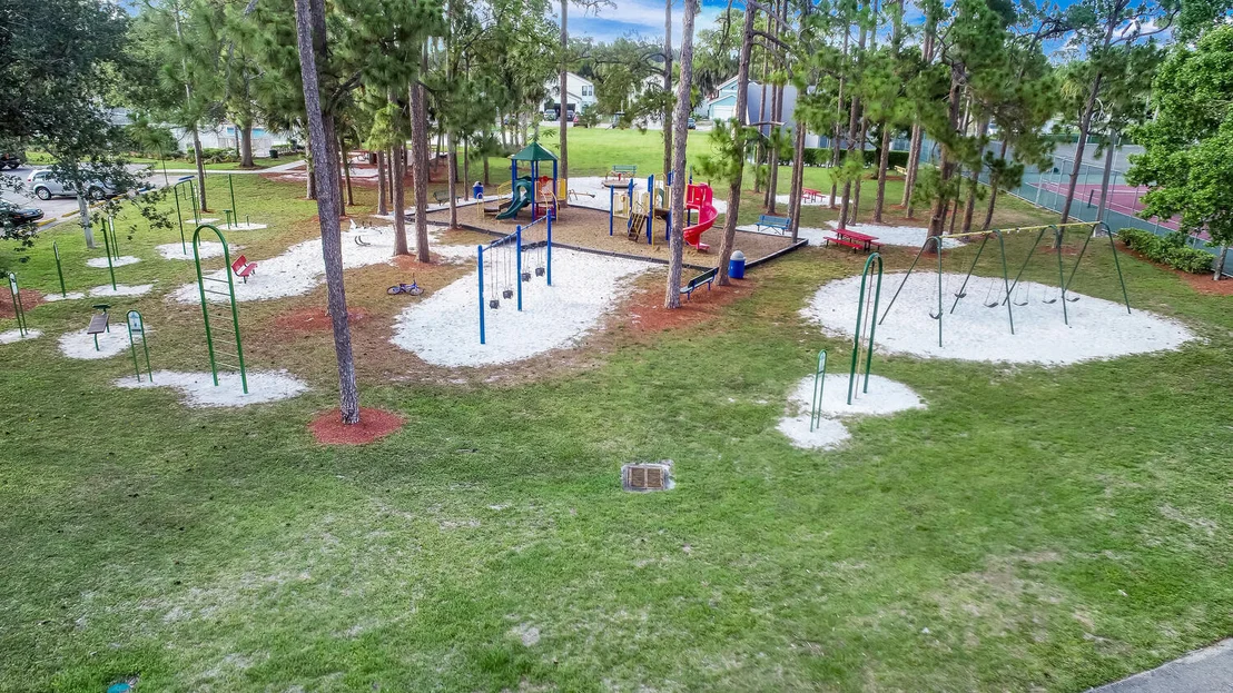 Photo of 5941 Azalea Circle