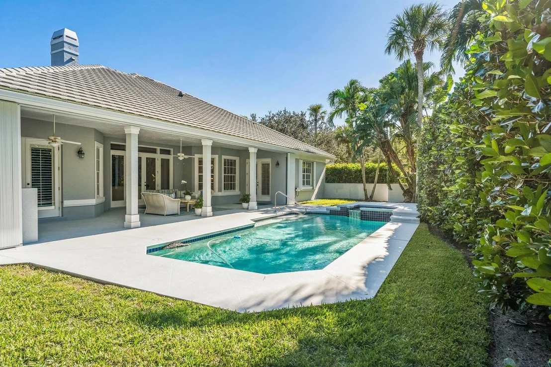 Photo of 409 Sable Oak Drive