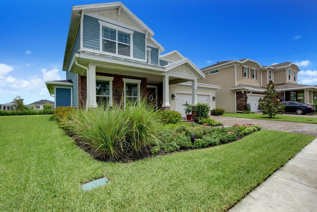 Photo of 921 Sterling Pine Place