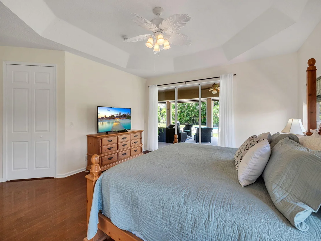 Photo of 8465 Mandarin Boulevard