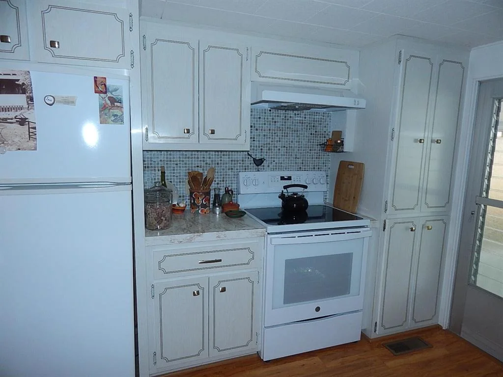 Photo of Unit 32 at 400 N A1a