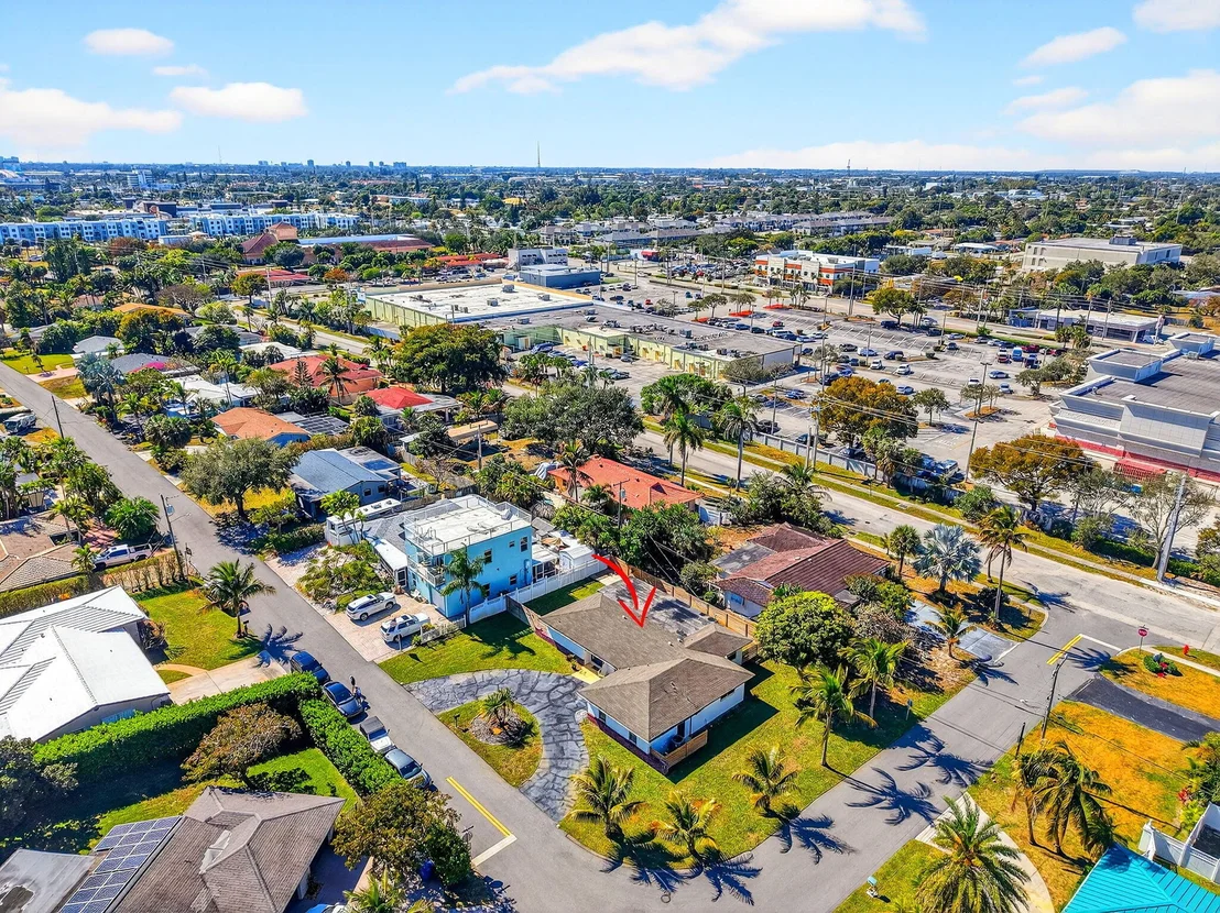 Photo of 3651 Palm Drive