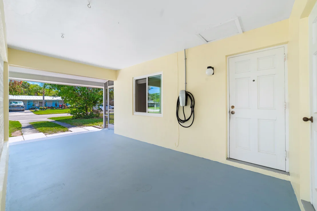 Photo of 1751 5th Avenue