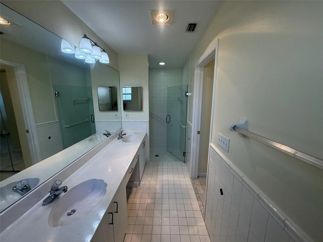 Photo of 7940 Sandy Pointe Drive