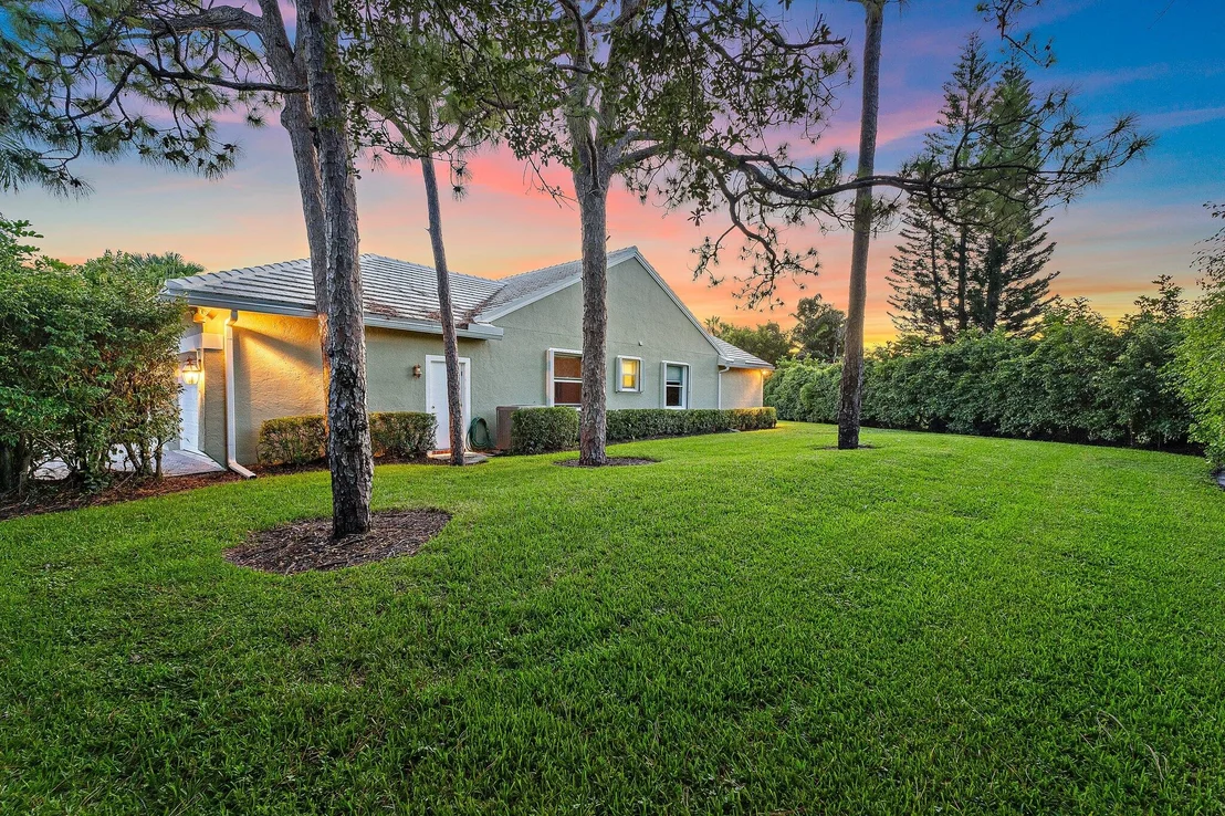 Photo of 8726 SE Riverfront Terrace