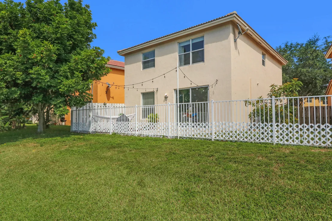Photo of 4497 Lake Lucerne Circle