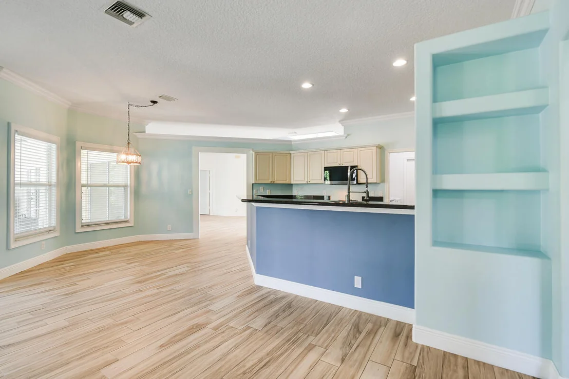 Photo of 1133 Egret Circle S