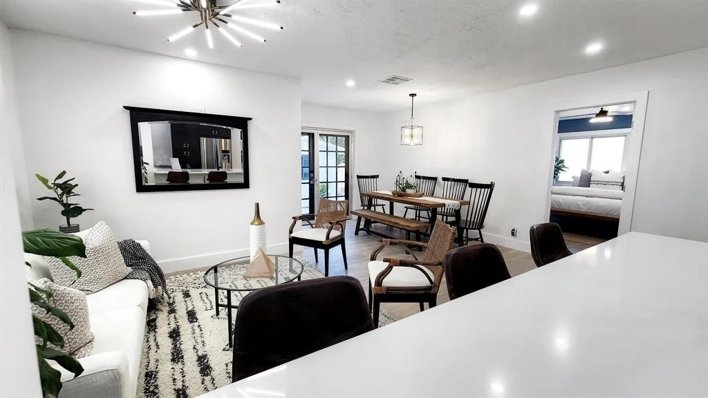 Photo of 439 Monroe Drive