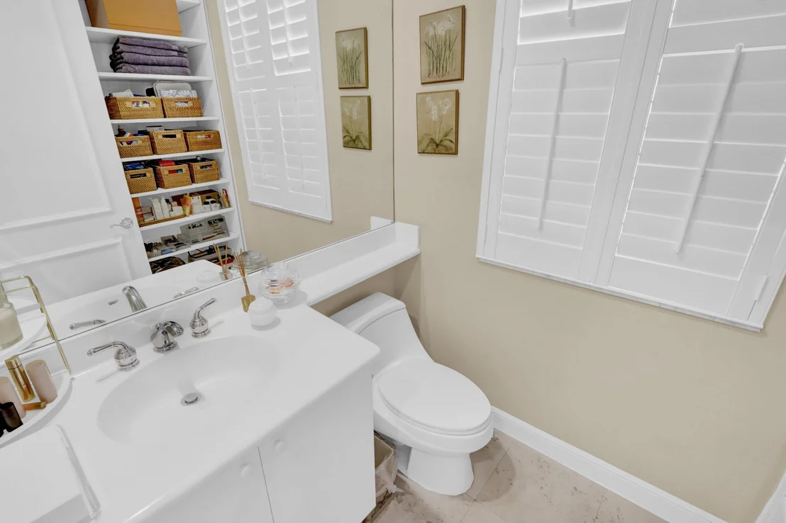 Photo of 4035 Avalon Pointe Drive