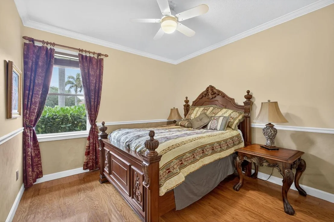 Photo of 125 Renaissance Circle