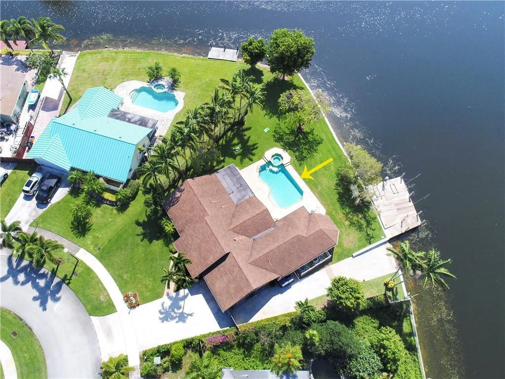Photo of 1300 Cormorant Road