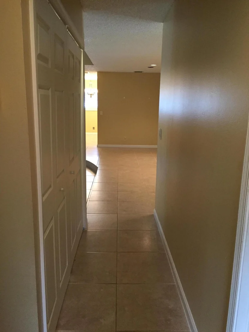 Photo of 13951 Aster Avenue