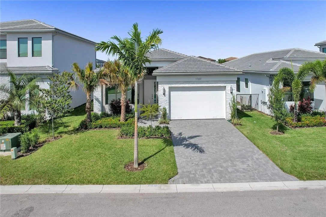 Photo of 17207 Windy Pointe Lane