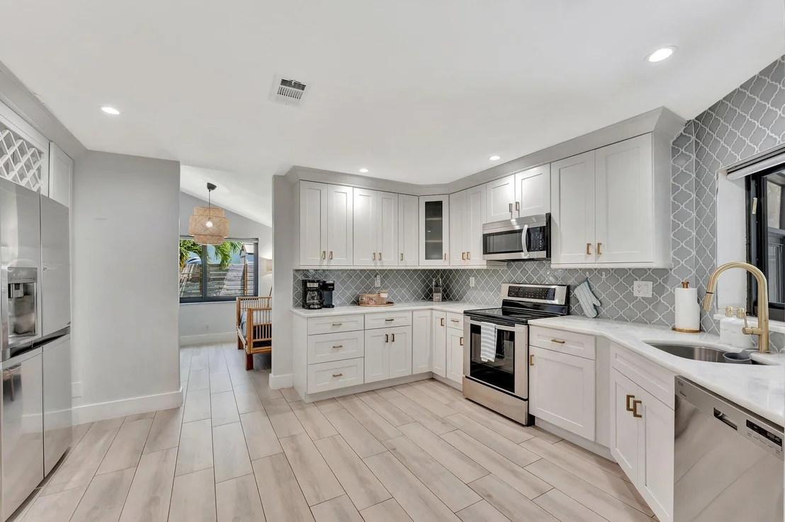 Photo of 620 Enfield Road