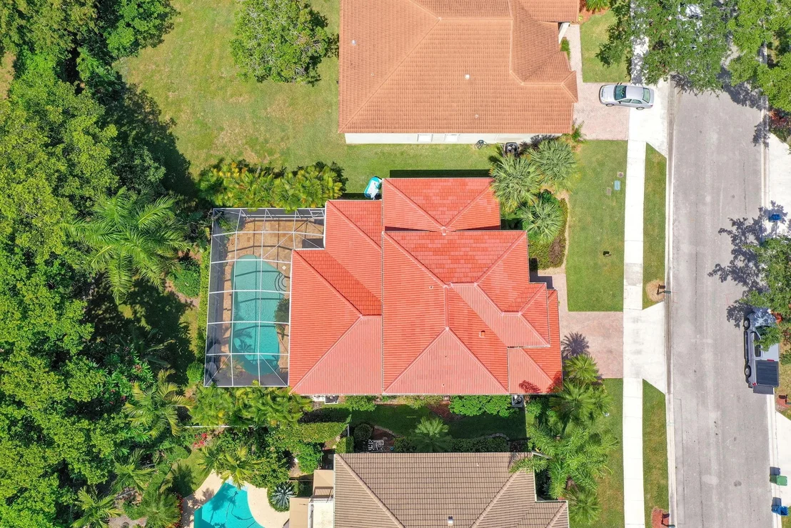 Photo of 16412 Diamond Place