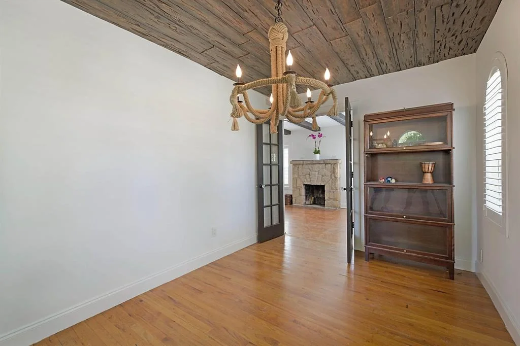 Photo of 308 Monroe Drive