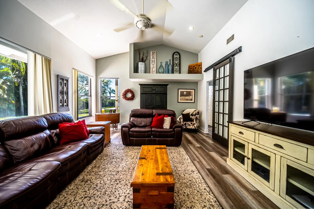 Photo of 9640 Eagle Point Lane