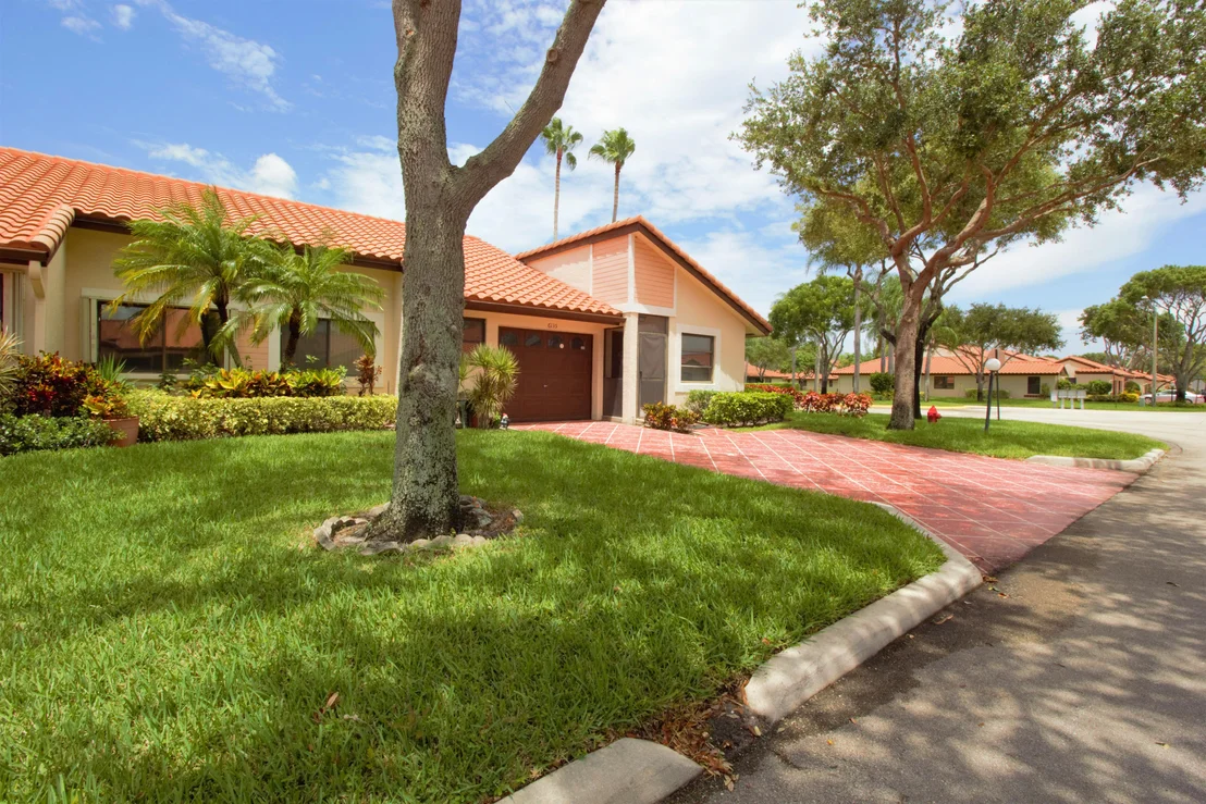 Photo of 6135 Kings Gate Circle