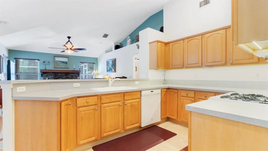 Photo of 12841 186th Street N