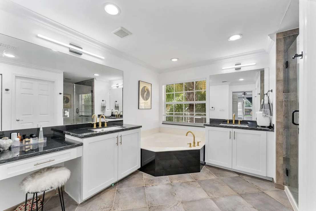 Photo of 7942 Parsons Pine Drive