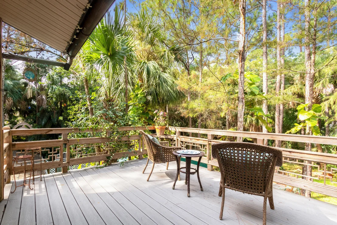 Photo of 16550 96th Terrace N