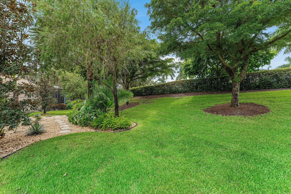 Photo of 9989 YELLOWFIELD Drive
