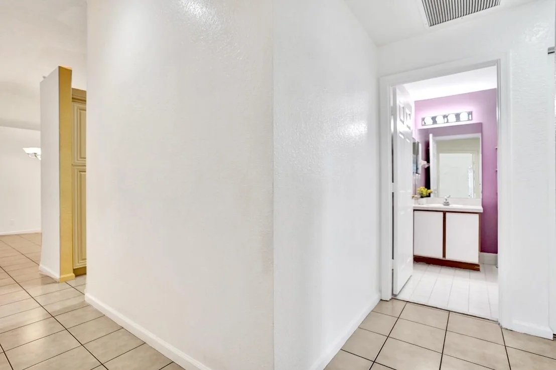 Photo of 8140 Palm Gate Drive
