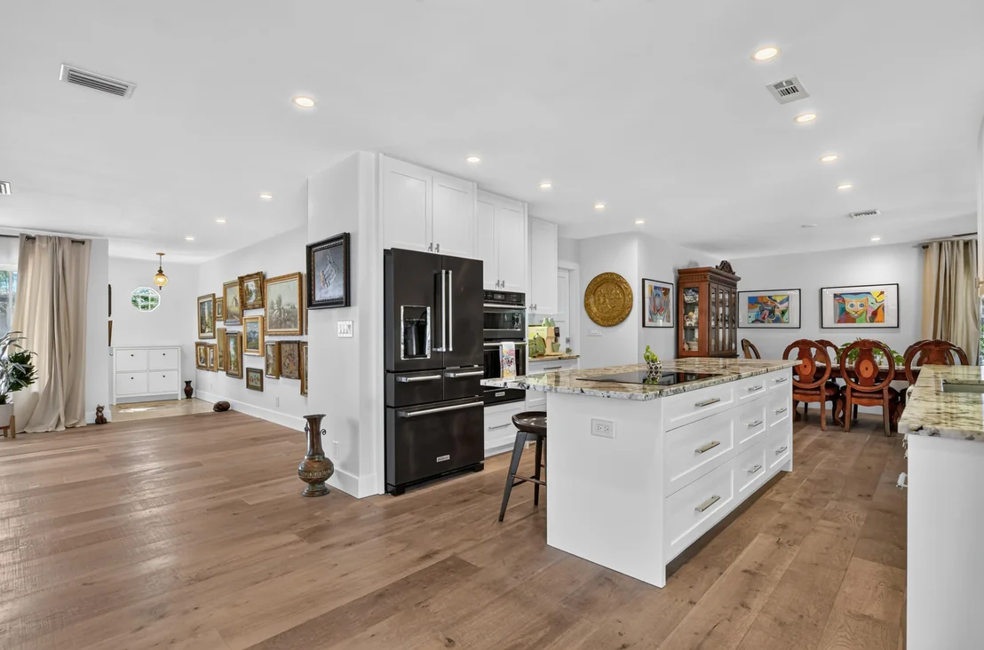 Photo of 741 BERKELEY Street