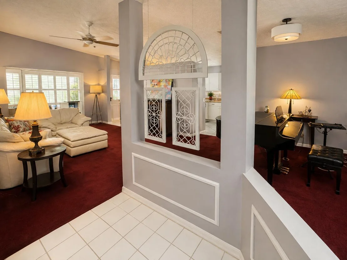 Photo of 6730 Gaviota
