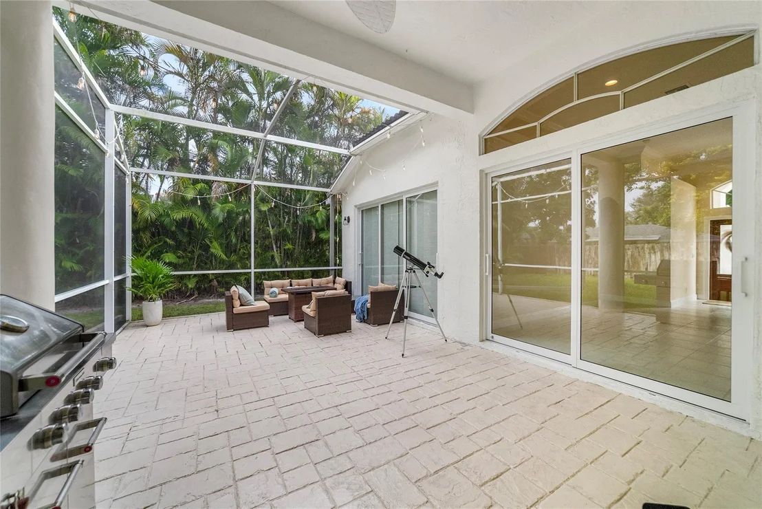 Photo of 10288 Lexington Estates Boulevard