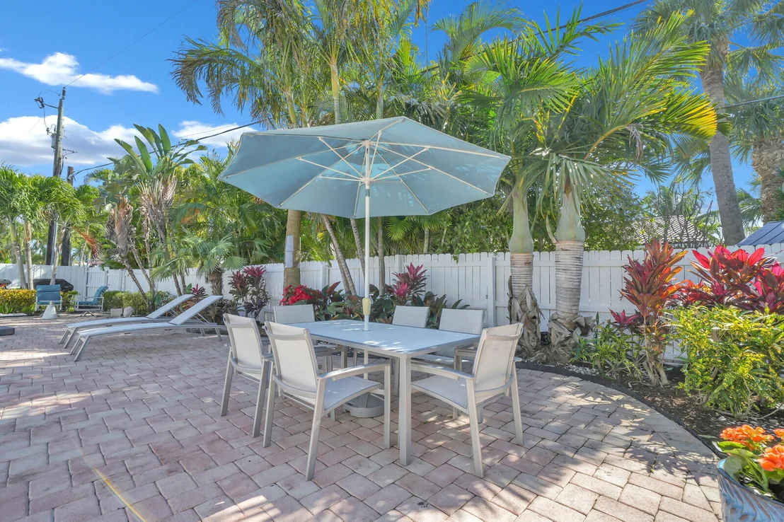 Photo of 1199 Dolphin Road