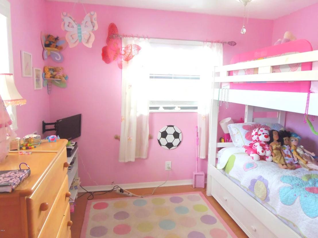 Photo of 16261 Mellen Lane
