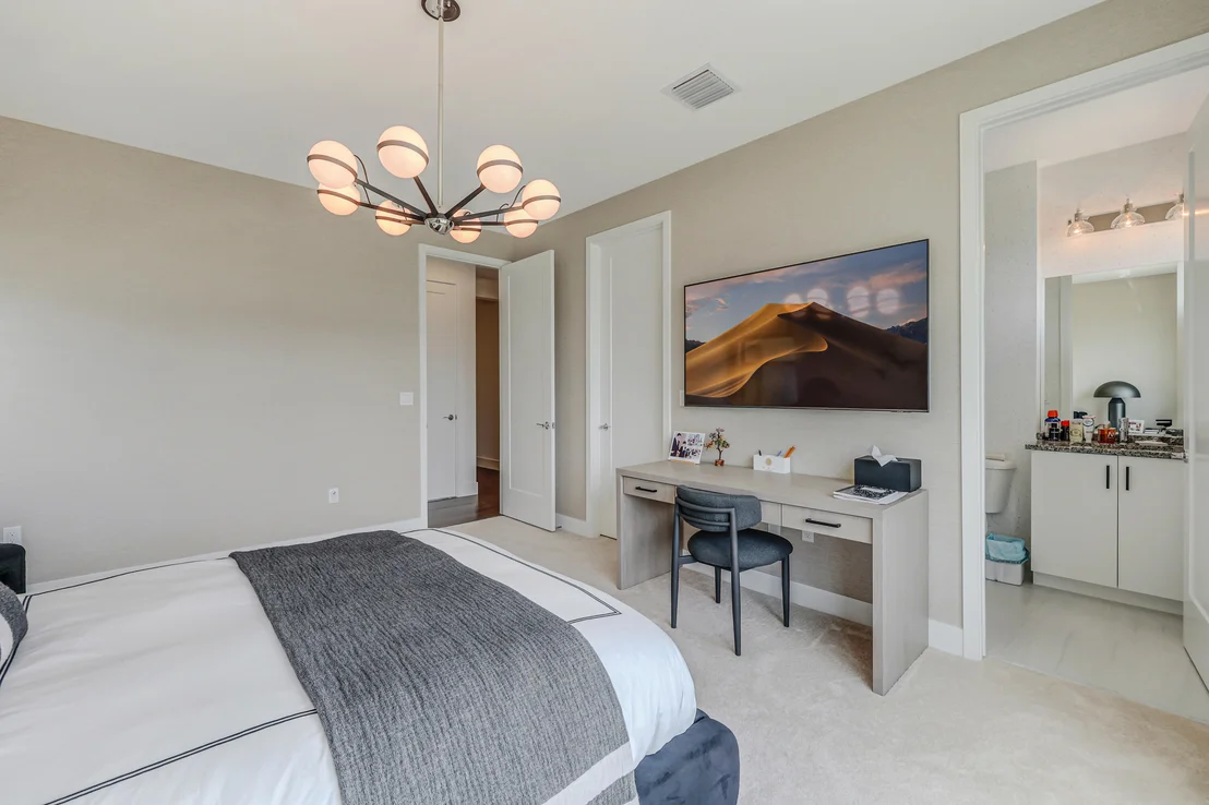 Photo of 8283 Royal County Down Road