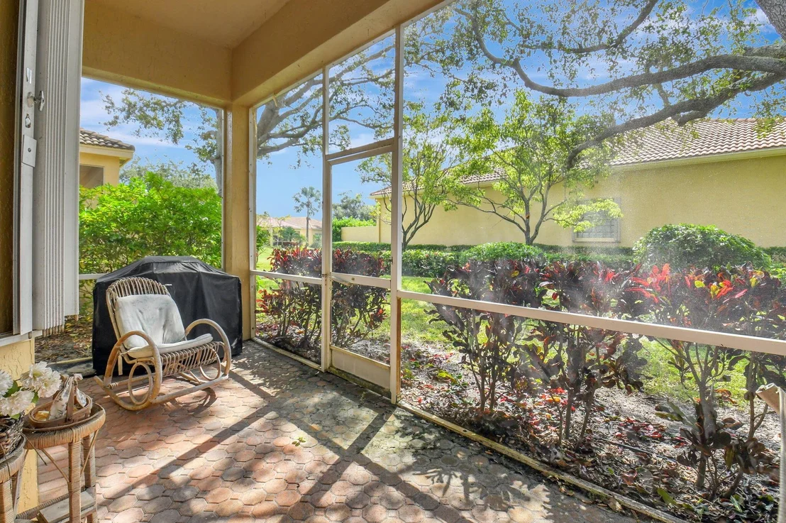Photo of 7064 Demedici Circle