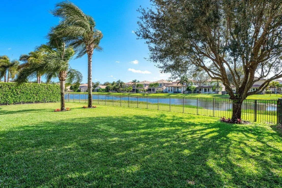Photo of 8562 Shallowbrook Cove
