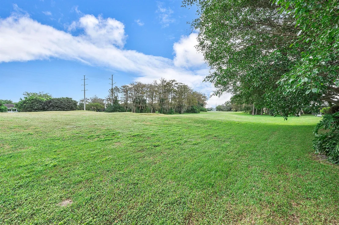 Photo of 5502 Mulberry Drive