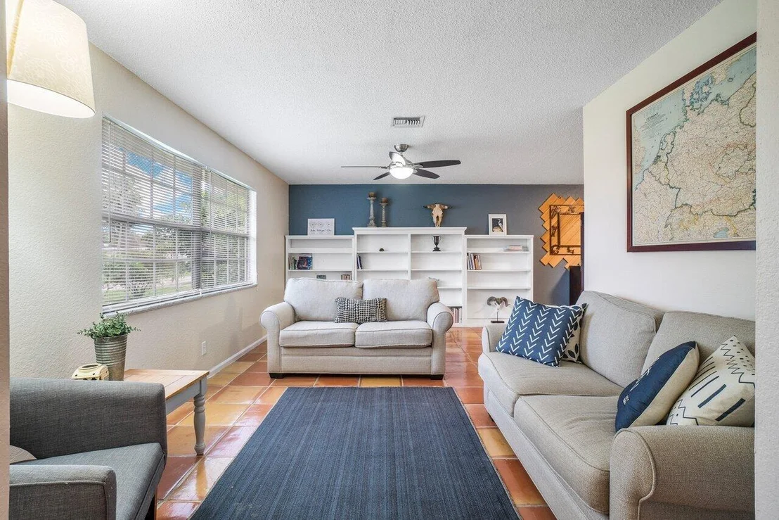 Photo of 9220 Lantern Drive