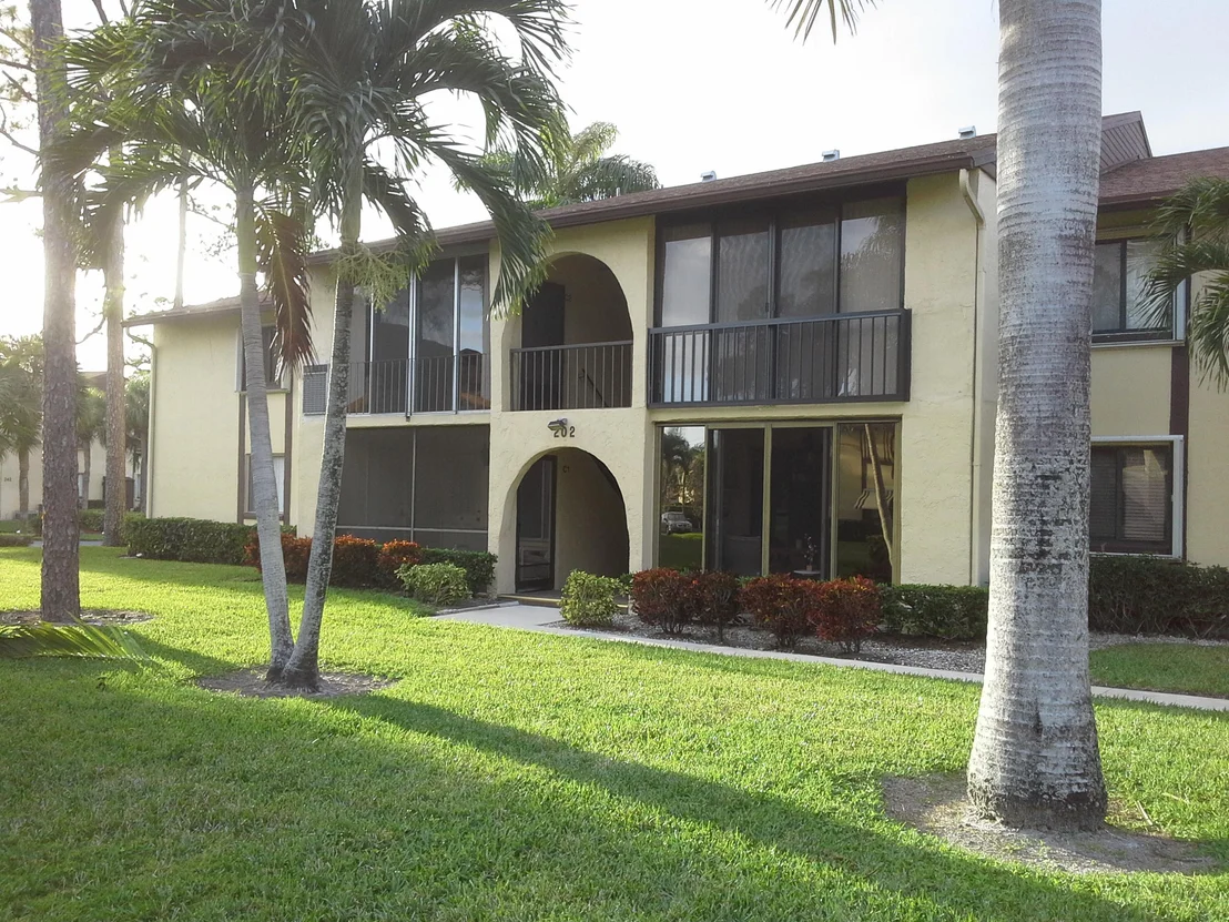 Photo of Unit C2 at 202 Pine Hov Circle