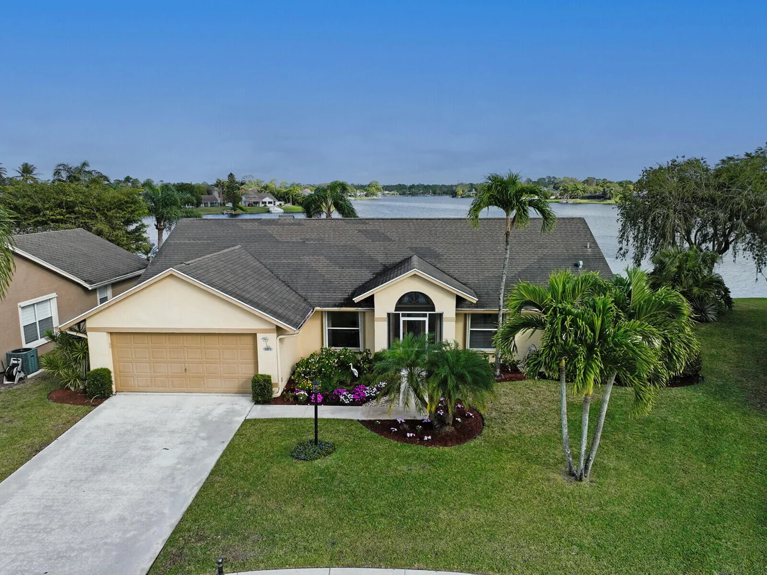 Photo of 12871 Upper Cove Drive