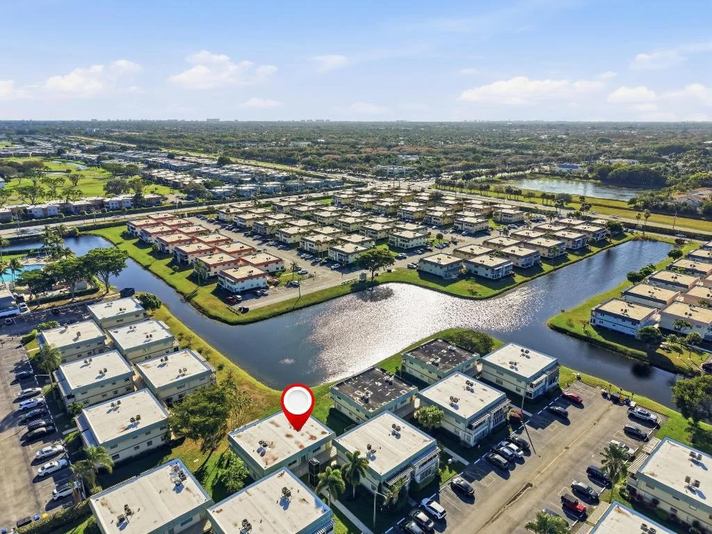 Photo of 710 Monaco O