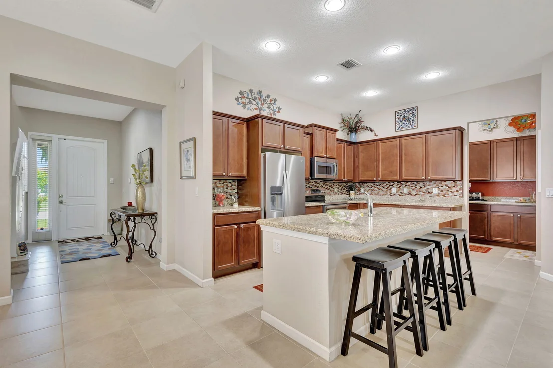 Photo of 6873 Langdon Way