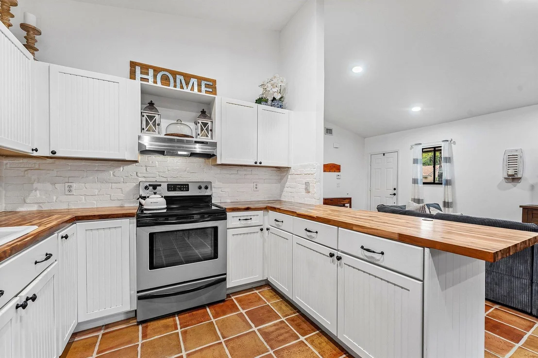 Photo of 14271 Flora Lane