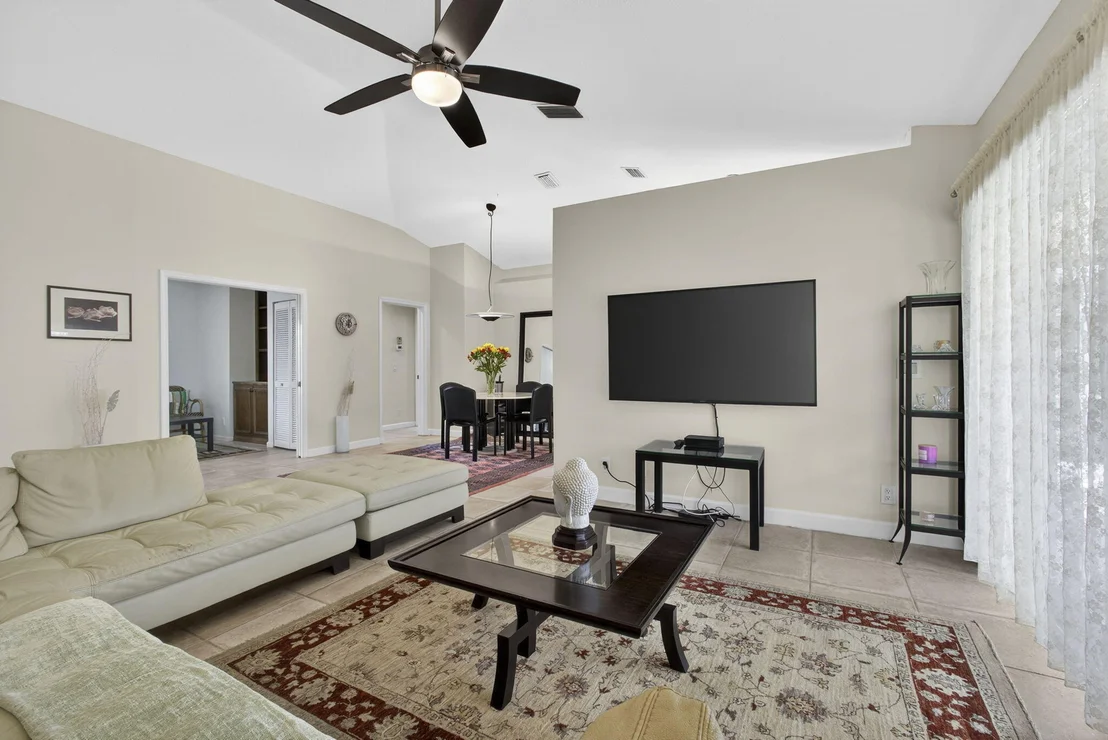 Photo of 152 Eagleton Court