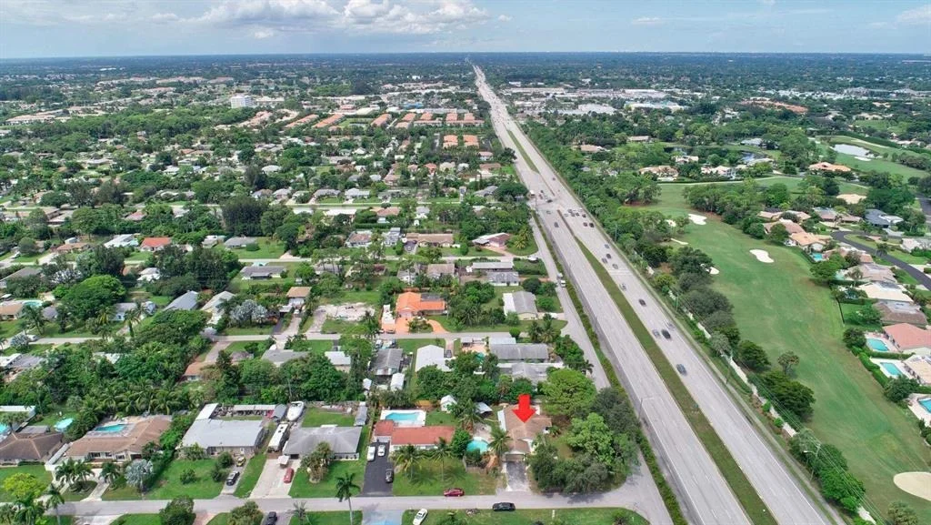 Photo of 15385 Monroe Road