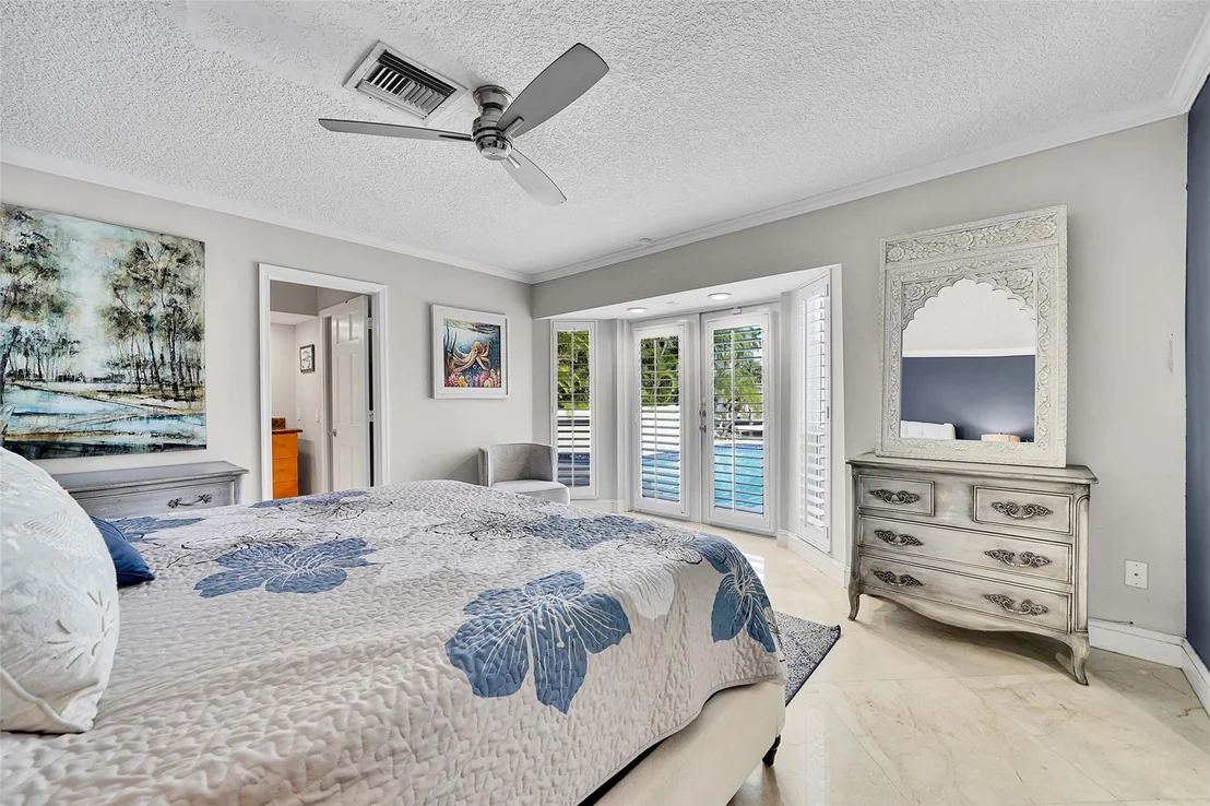 Photo of 340 SE 5th Avenue