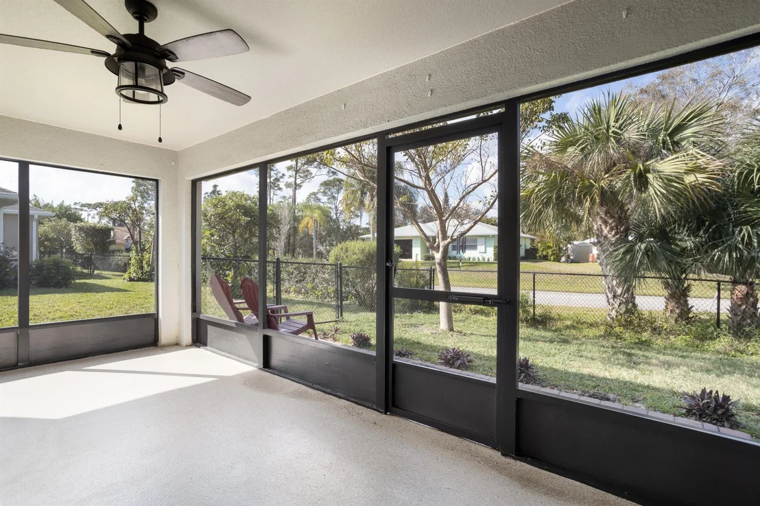 Photo of 348 Sandcrest Circle