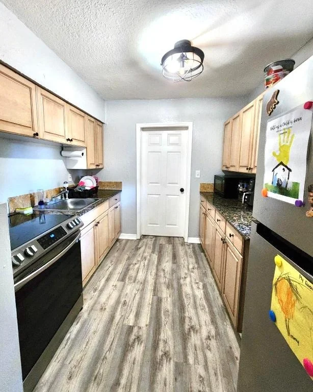 Photo of 3307 NW 33rd Avenue