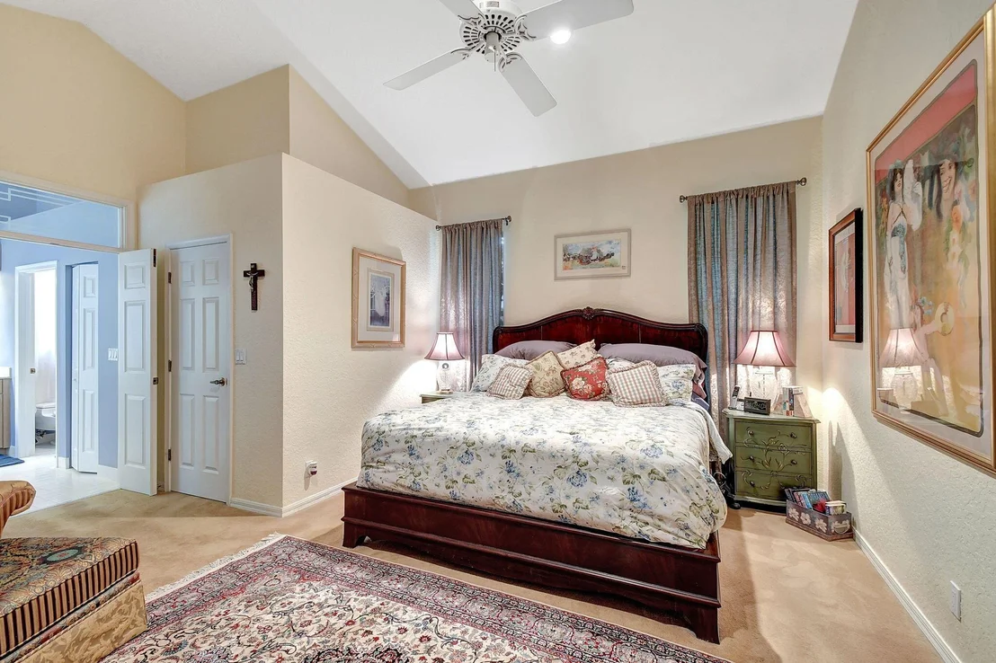 Photo of 2773 Hampton Circle S