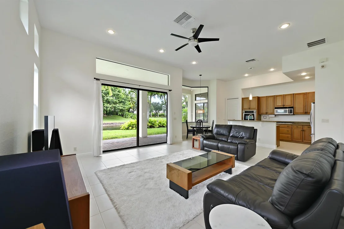 Photo of 3583 Collonade Drive